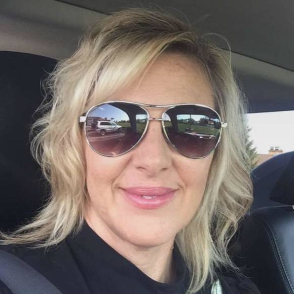 Meet your Posher, Andrea - Picture 1 of 1